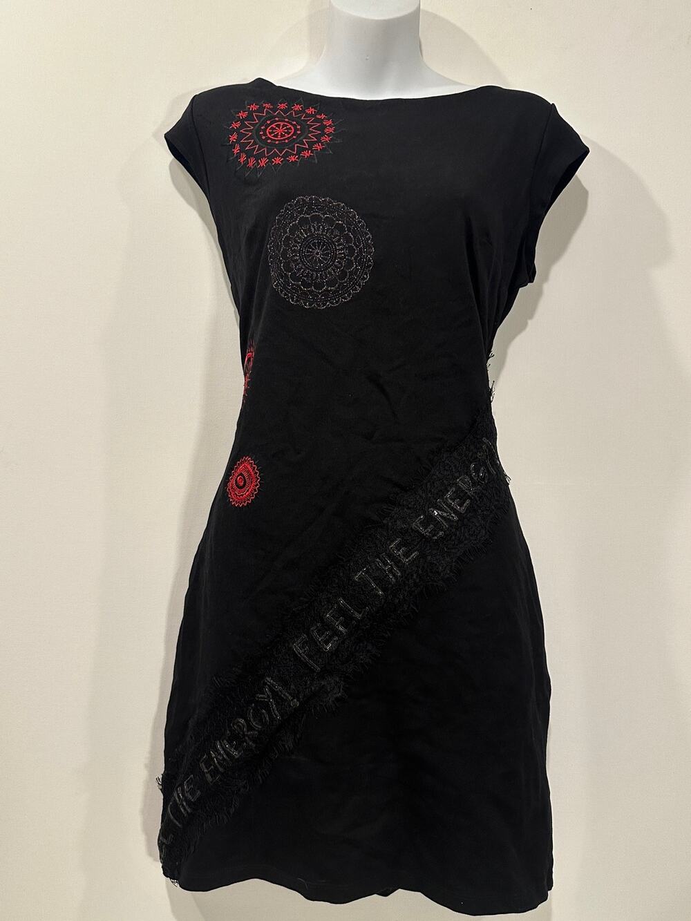 Desigual Vintage Y2K Black Cap Sleeve Eyelash Lace Feel The Energy Mini Dress L